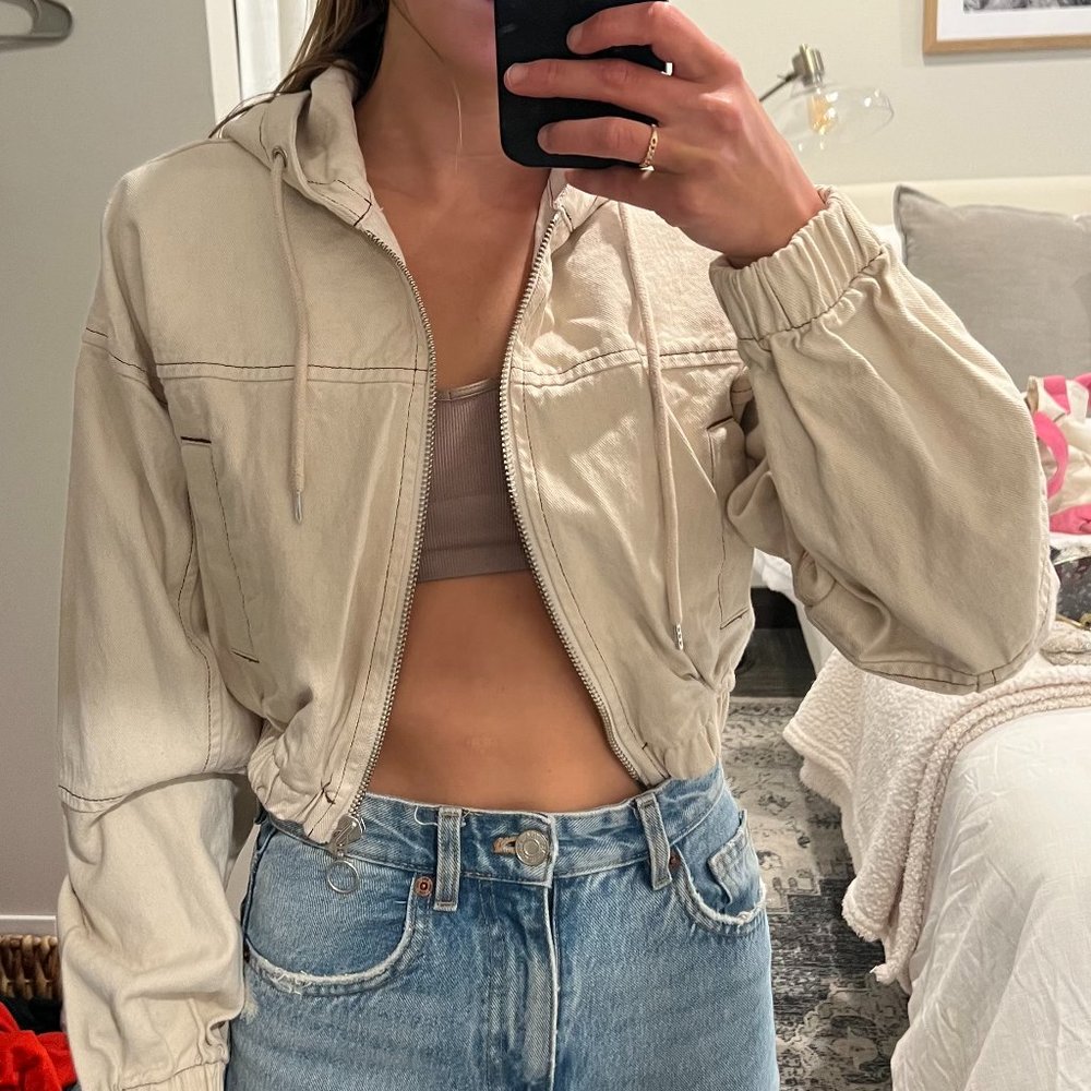 UO BDG Hooded Cropped Bomber Jacket